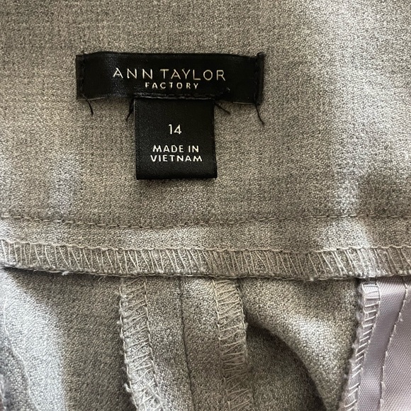 Ann Taylor Dress Pants Women Size 14 Gray Casual Pockets Flat Front Straight Leg - Picture 5 of 13